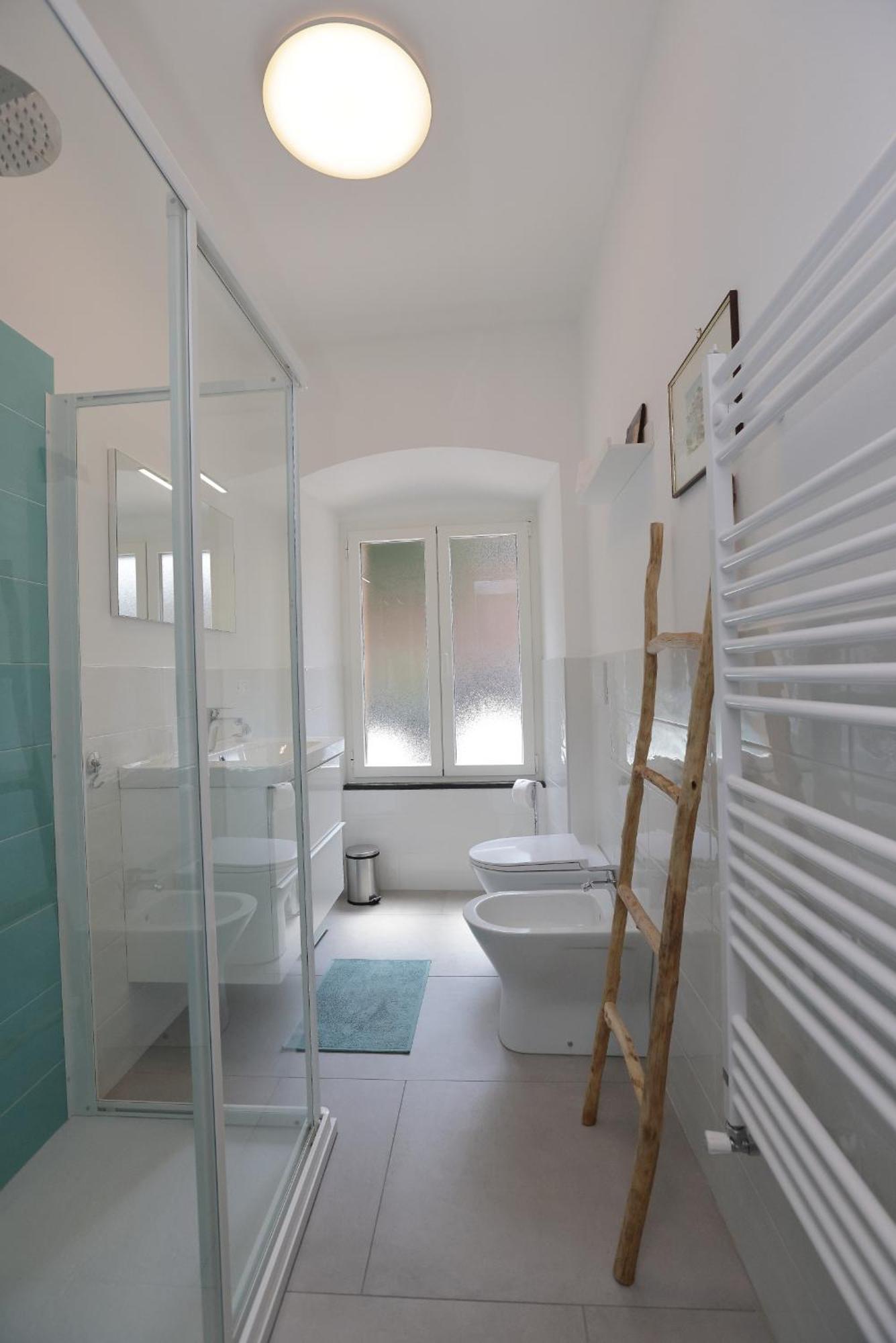 Adamaina - Sea View Apartment With Private Garage Sestri Levante Bagian luar foto